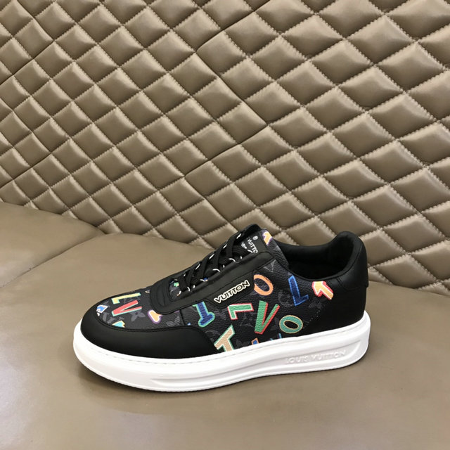 men LV shoes-238